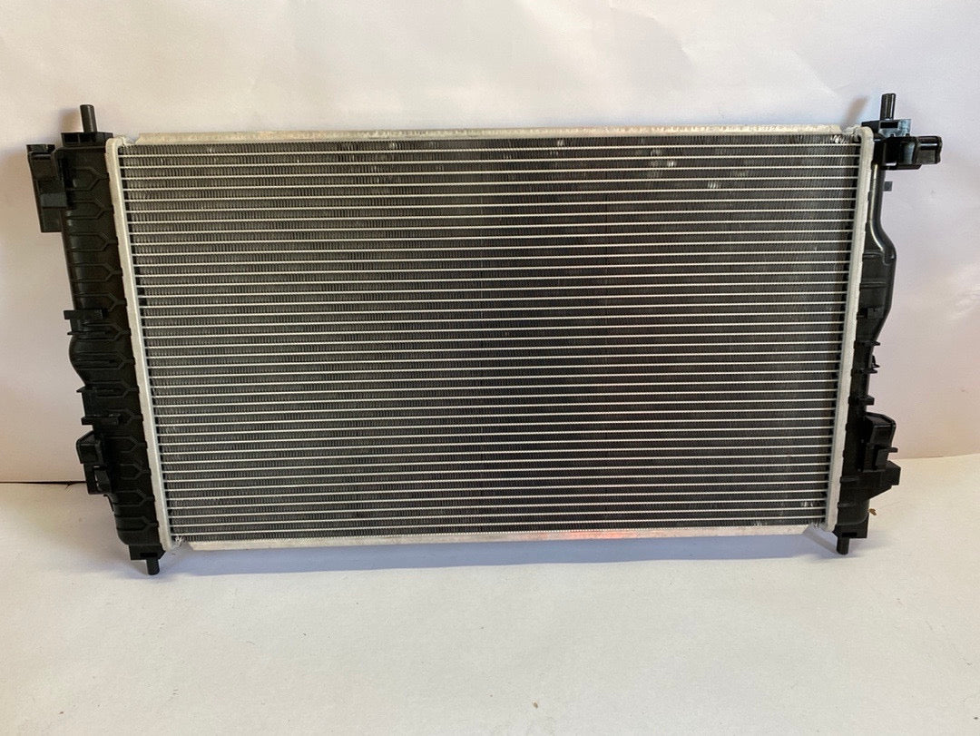 Chevy malibu Impala AT MT Factory Style Aluminum Radiator 2014 to 2019 OEM-RA-13146-OB