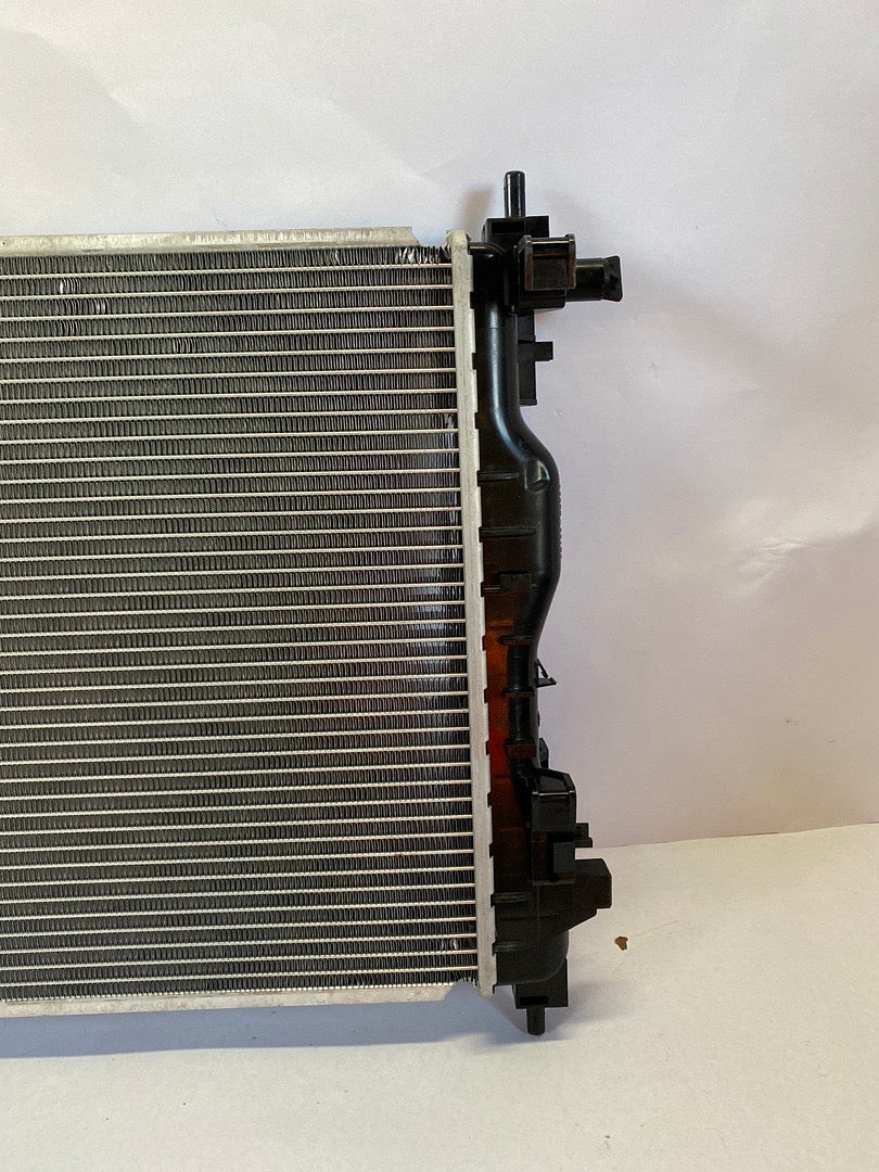 Chevy malibu Impala AT MT Factory Style Aluminum Radiator 2014 to 2019 OEM-RA-13146-OB