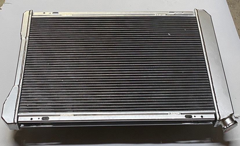 3 row radiator with fan Shroud 82-92 Camaro FIREBIRD TRANS AM 2.5L 3.1L 3.8L V6 V8 RA+FS-CAMARO82-3