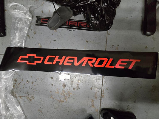 Chevrolet decal 60x9.4 red lettering blk background