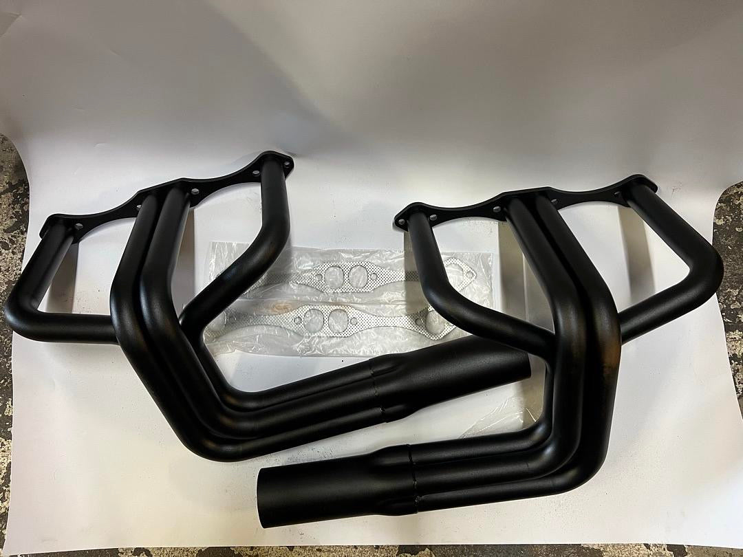 Headers for small block Chevy in the 1932 Ford model b highboy Roadster. Fits most small block engines from 265 to 400 cubic inches HDS-SBC-HIB32-BK