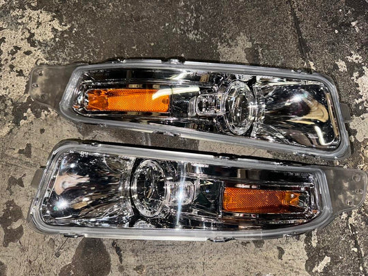 Bumper Fog Lamps 05-06 Ford Mustang FL-MST-05-06