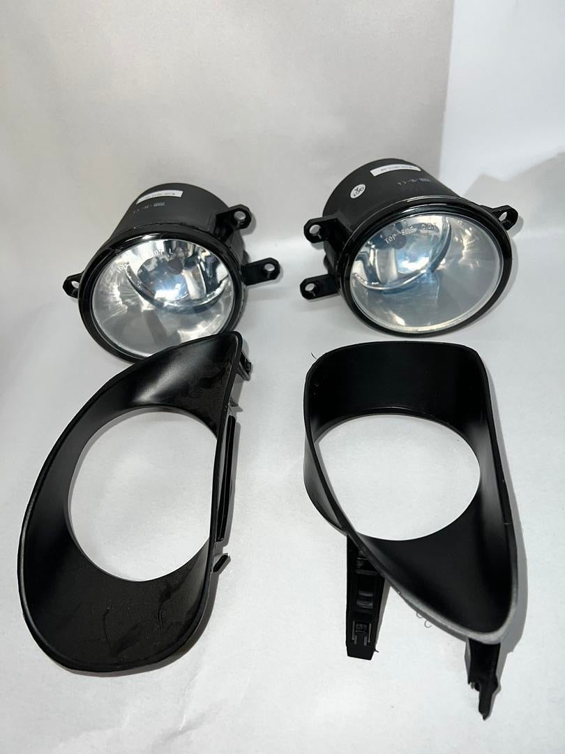 chrome clear fog lights with bezel and switch 06-08 toyota yaris 3dr Wj30-0073-09